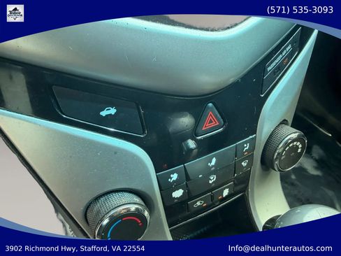 Used 2016 Chevrolet Cruze LT w/ Technology Package FWD image 21