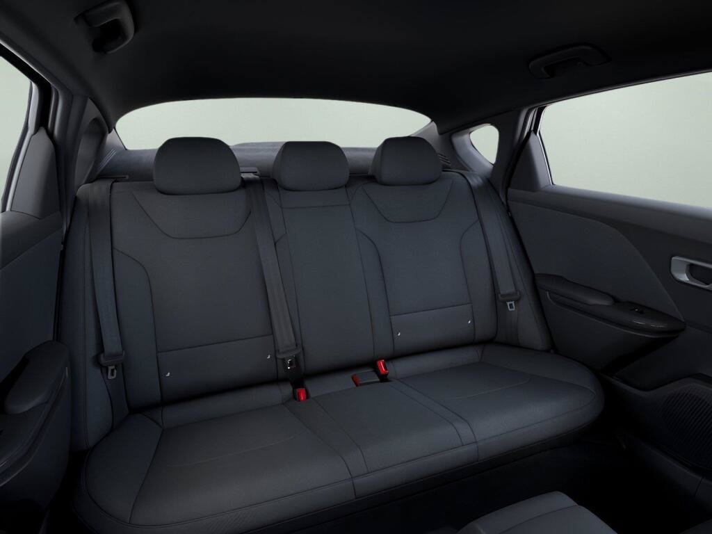 New 2026 Kia K4 FWD image 12
