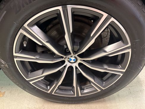Used 2019 BMW X5 xDrive40i w/ M Sport Package AWD/4WD image 37