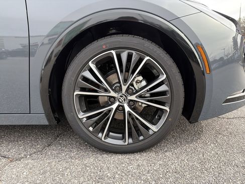 New 2026 Toyota Prius XLE image 23