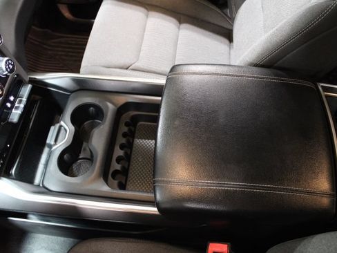 Used 2019 RAM 1500 Big Horn AWD/4WD image 30