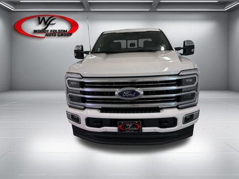 New 2026 Ford F250 Platinum w/ Platinum Plus Package AWD/4WD image 2