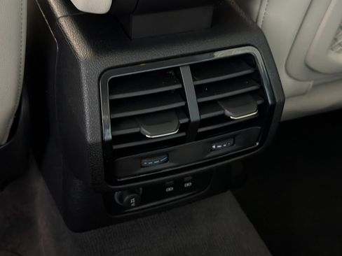Used 2024 Audi Q3 2.0T Premium AWD/4WD image 12