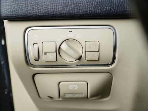 Used 2015 Volvo XC60 T5 Platinum image 20