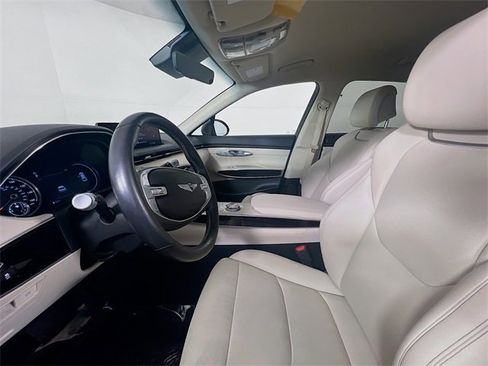 Used 2022 Genesis GV70 2.5T image 18