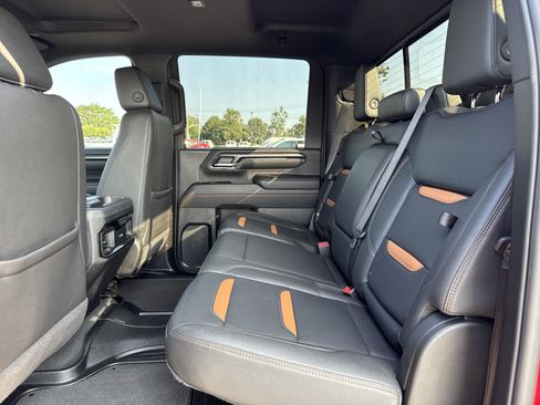 Used 2024 GMC Sierra 2500 AT4 w/ AT4 Premium Plus Package AWD/4WD image 30