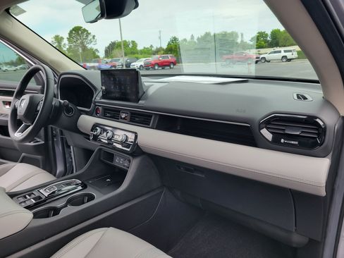 Used 2025 Honda Pilot EX-L image 28