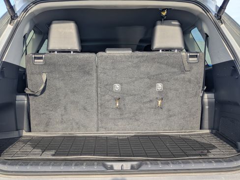 Used 2024 Toyota Grand Highlander XLE image 7