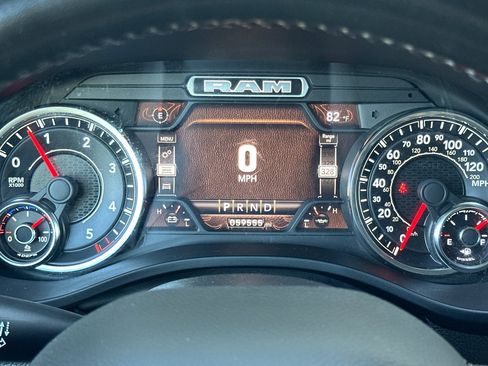 Used 2022 RAM 1500 Laramie AWD/4WD image 23