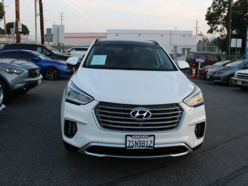 Used 2017 Hyundai Santa Fe Limited image 2