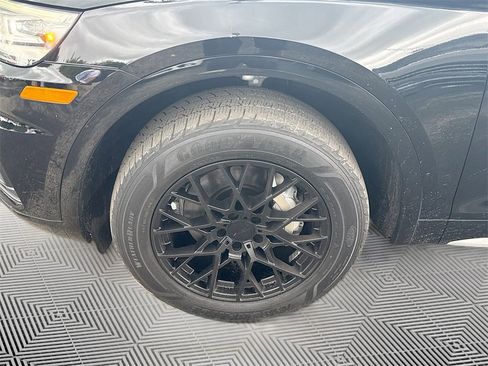 Used 2018 Audi Q5 2.0T Premium w/ Convenience Package image 30