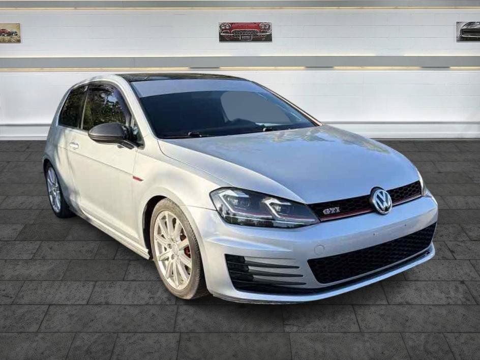 Used 2015 Volkswagen Golf 2-Door FWD image 1