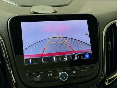 Used 2022 Chevrolet Equinox RS w/ RS Leather Package AWD/4WD image 15
