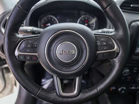 Used 2018 Jeep Renegade Limited w/ Advanced Technology Group AWD/4WD image 15