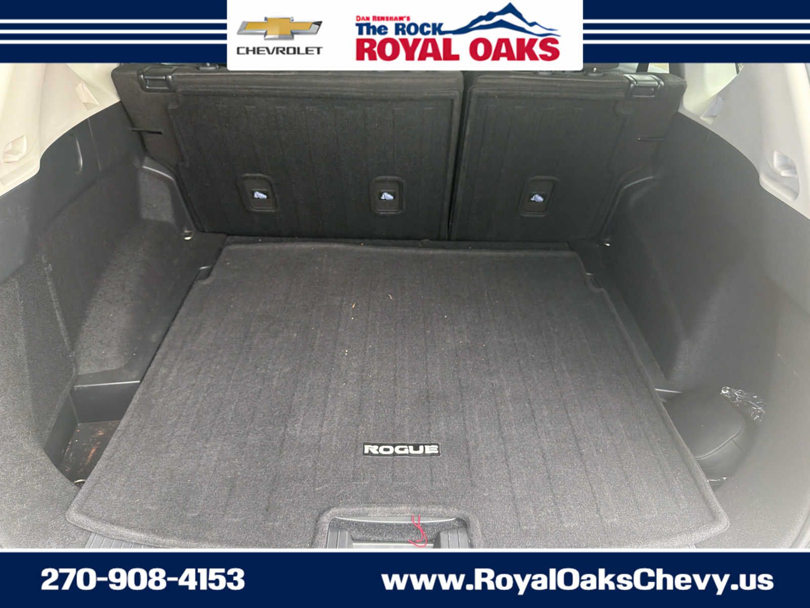 Used 2025 Nissan Rogue SV FWD image 27