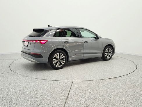Used 2023 Audi Q4 e-tron Premium Plus w/ Premium Plus image 5