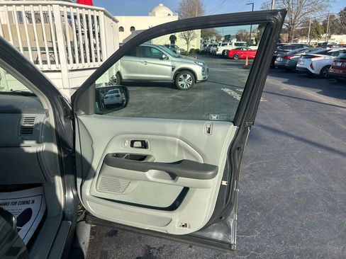 Used 2005 Honda Pilot EX-L image 21