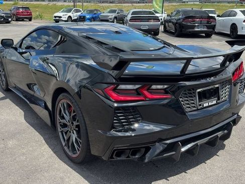Used 2025 Chevrolet Corvette Stingray Preferred Cpe w/ 2LT RWD image 5