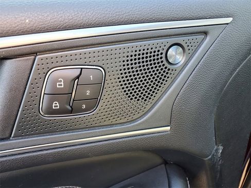 Used 2024 Ford Edge Titanium image 21