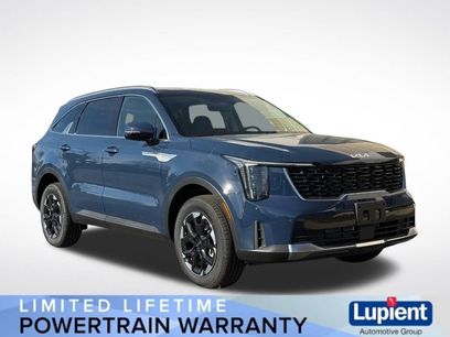 New 2026 Kia Sorento S w/ S Panoramic Sunroof Package