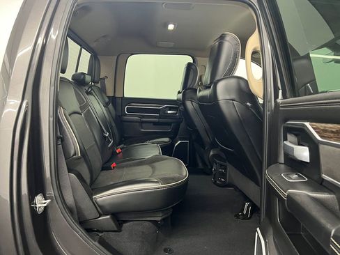 Used 2019 RAM 2500 Laramie w/ Off Road Package image 25