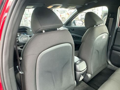 Used 2025 Hyundai Elantra Sport FWD image 23