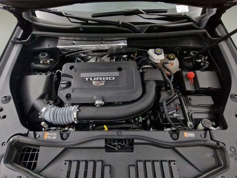 Used 2024 Cadillac XT4 Premium Luxury image 26