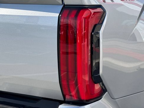 New 2026 Toyota Tundra SR5 w/ SR5 Convenience Package AWD/4WD image 25