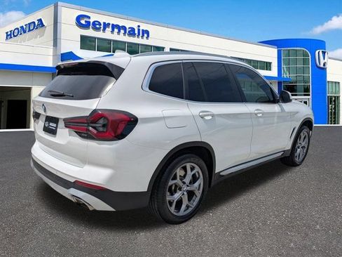 Used 2024 BMW X3 xDrive30i w/ Premium Package AWD/4WD image 4