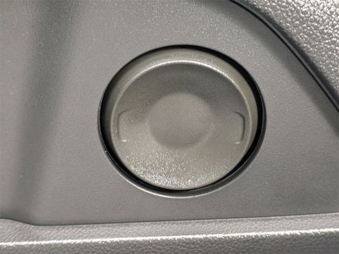 Used 2026 GMC Terrain Denali image 25