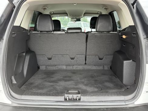 Used 2018 Ford Escape SE w/ SE Sport Appearance Package FWD image 16