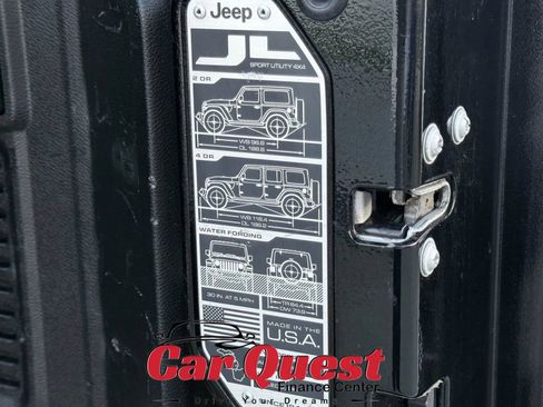 Used 2018 Jeep Wrangler Unlimited Rubicon w/ Steel Bumper Group AWD/4WD image 15