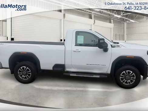Used 2024 GMC Sierra 2500 SLE w/ SLE Convenience Package AWD/4WD image 2