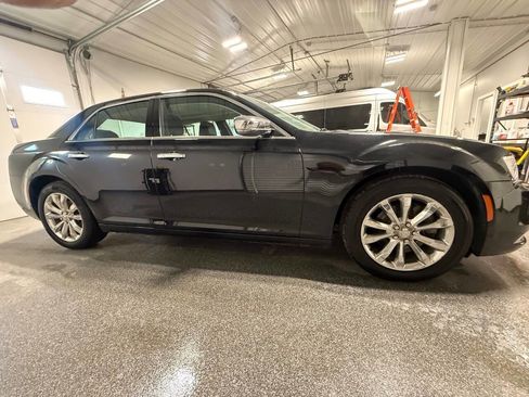 Used 2015 Chrysler 300 C w/ Light Group image 3
