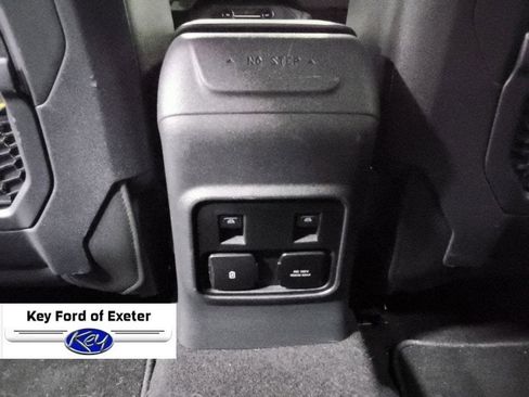 Used 2023 Ford Bronco Badlands w/ Sasquatch Package AWD/4WD image 25