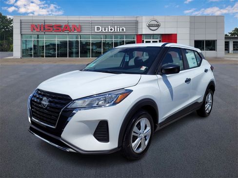 New 2025 Nissan Kicks Play S w/ Interior Electronics Package image 1