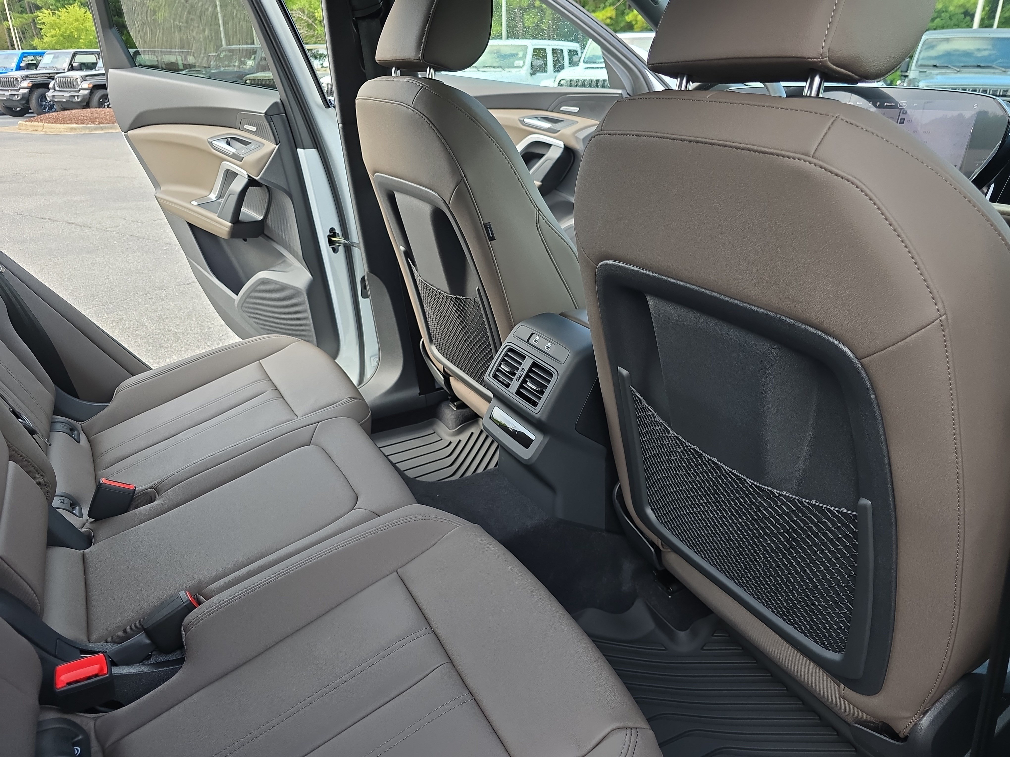 New 2026 Audi Q5 Premium Plus AWD/4WD image 11