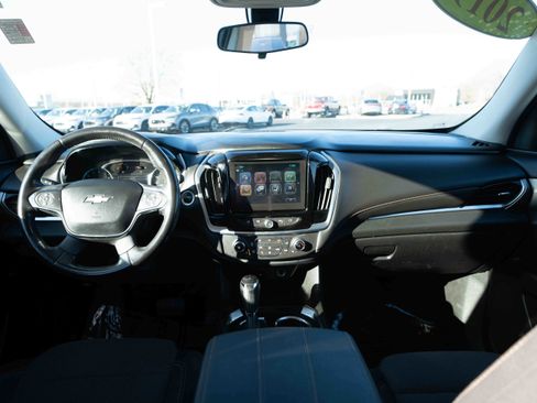 Used 2019 Chevrolet Traverse LT image 20