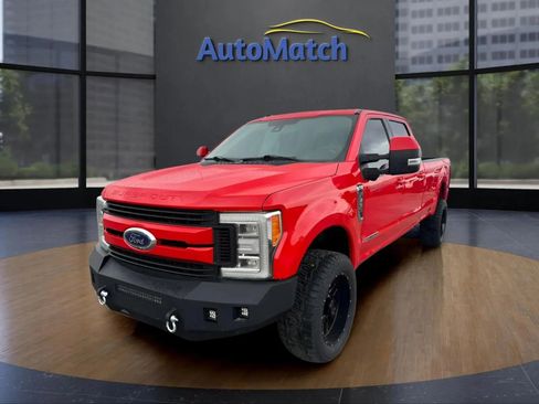 Used 2017 Ford F350 Lariat w/ Lariat Ultimate Package image 4