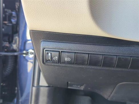Used 2025 Toyota Corolla LE FWD image 14