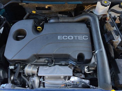 Used 2022 Chevrolet Equinox LS FWD image 30