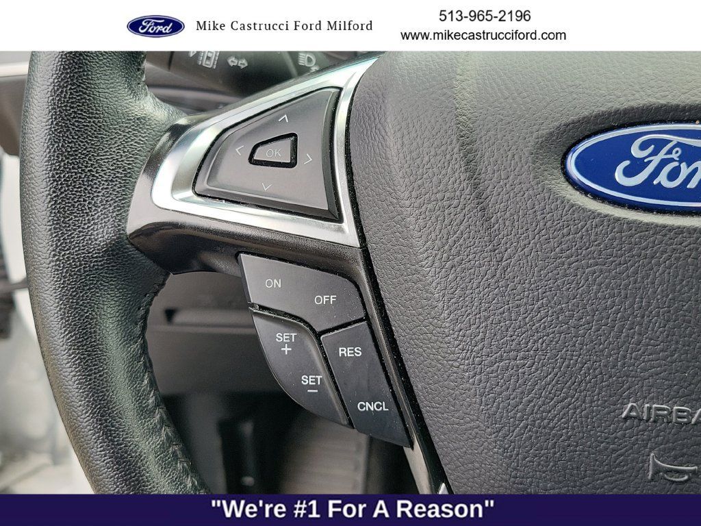 Used 2024 Ford Edge SEL AWD/4WD image 16
