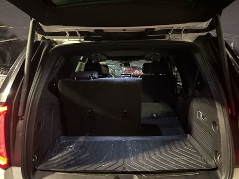 Certified 2023 GMC Yukon AT4 image 9