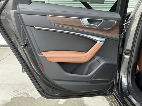 Used 2025 Audi A6 Premium Plus image 23