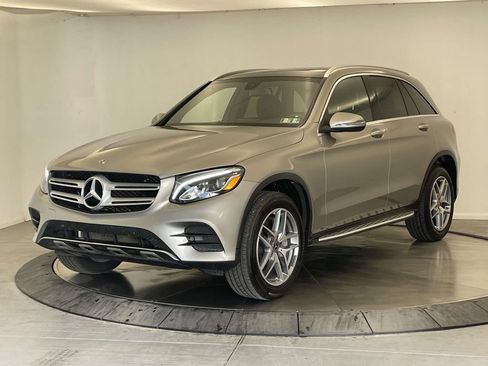 Used 2019 Mercedes-Benz GLC 300 4MATIC image 1