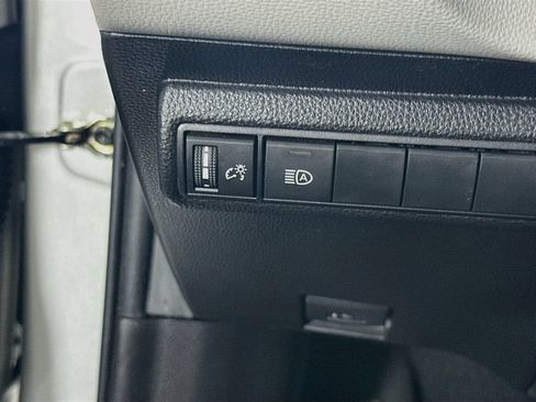 Certified 2022 Toyota Corolla LE FWD image 18