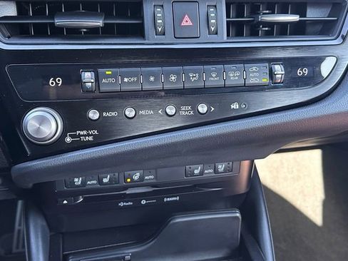 Used 2022 Lexus ES 350 F Sport image 32