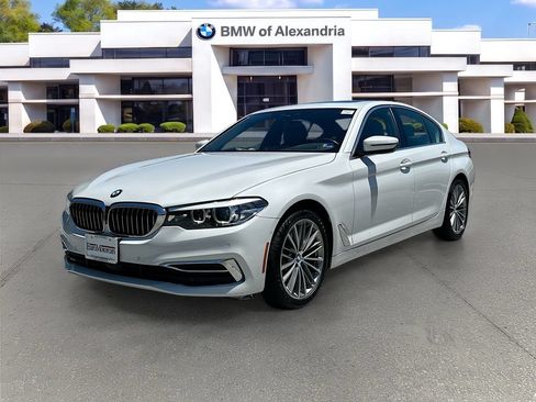 Used 2019 BMW 530i xDrive w/ Premium Package AWD/4WD image 1