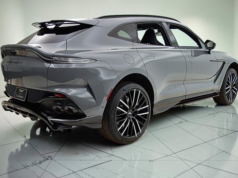 Used 2023 Aston Martin DBX 707 AWD/4WD image 9