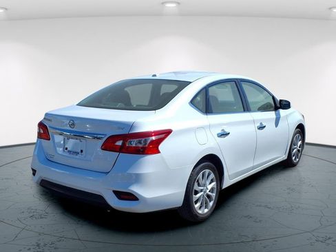 Used 2019 Nissan Sentra SV image 7